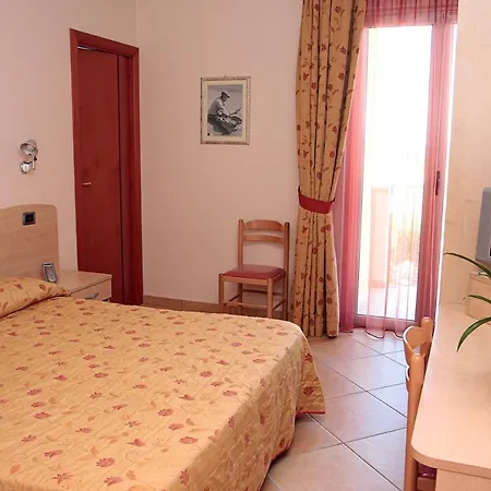 La Tartaruga Hotel 3*