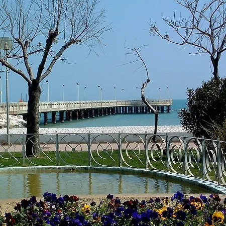 Hotel La Tartaruga 3*