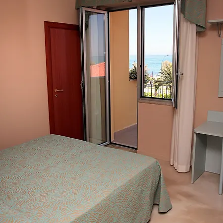 Hotel La Tartaruga Roseto Degli Abruzzi